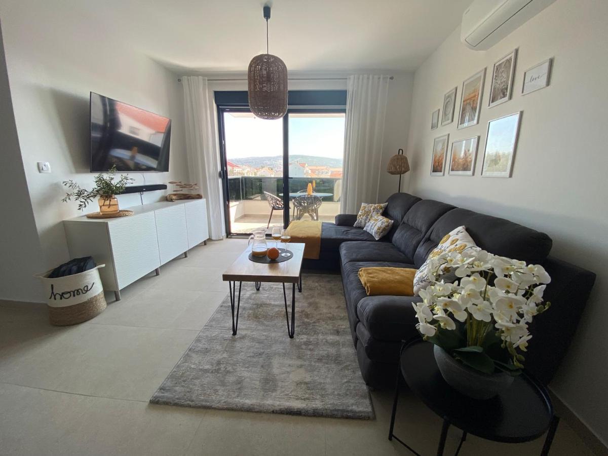 Apartment Agnes With 63 M2 Rooftop Terrace, Grill And Pool 오크루그고른지 외부 사진