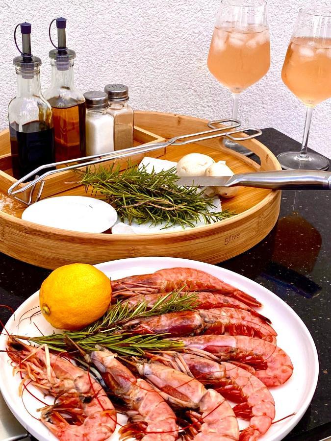 Apartment Agnes With 63 M2 Rooftop Terrace, Grill And Pool 오크루그고른지 외부 사진