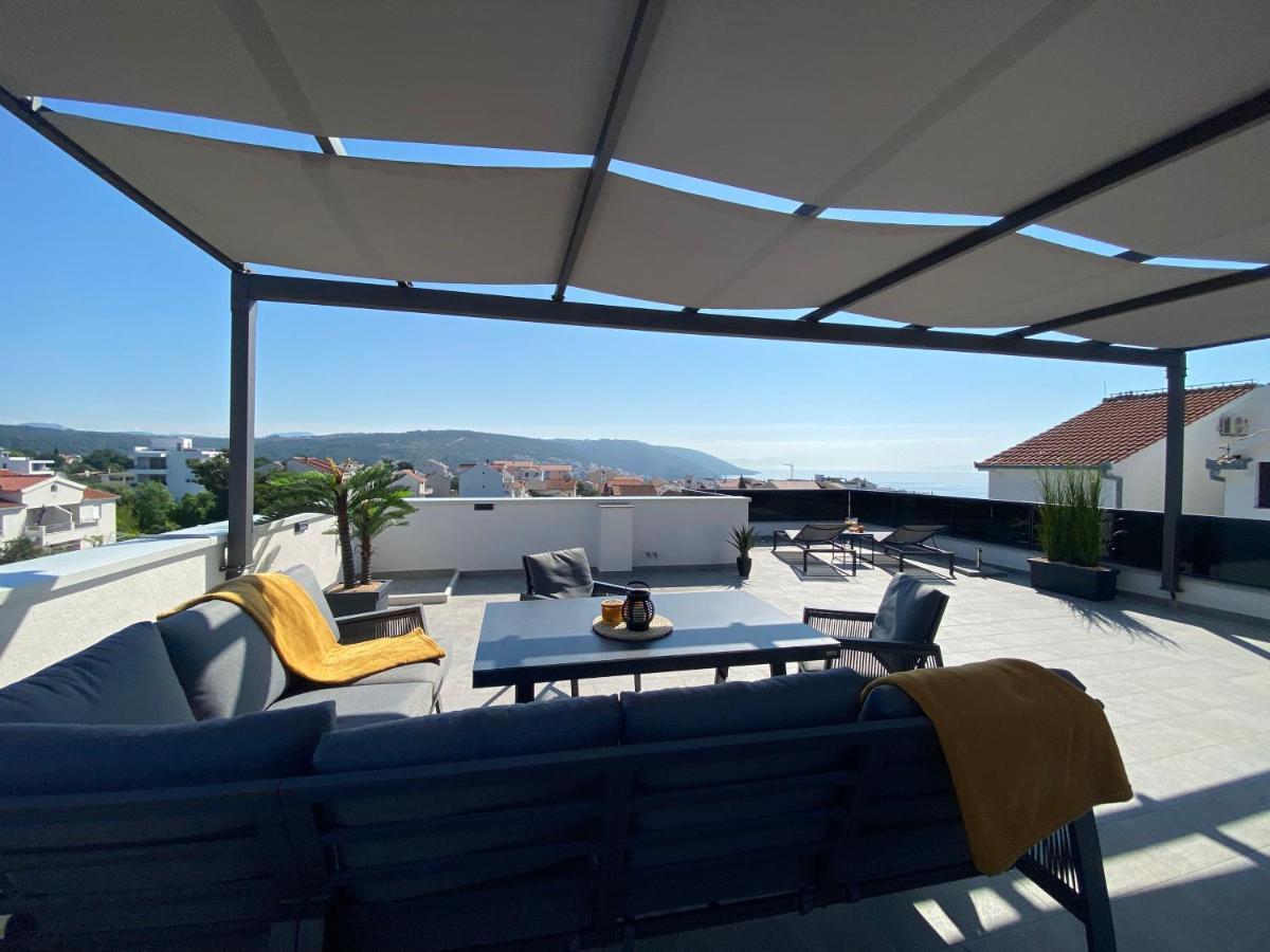 Apartment Agnes With 63 M2 Rooftop Terrace, Grill And Pool 오크루그고른지 외부 사진